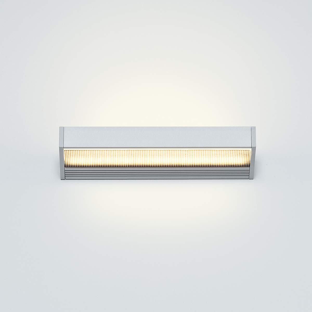 aluminum silver, 2700K, lenses: satinée / louvre