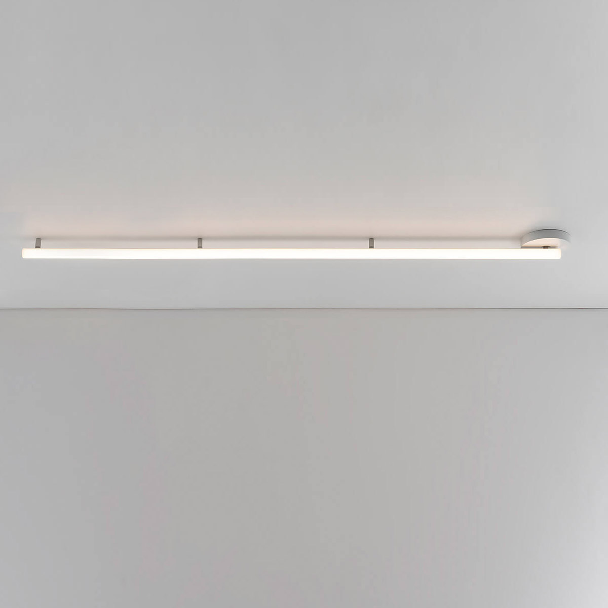 Länge: 238,4 cm, weiß