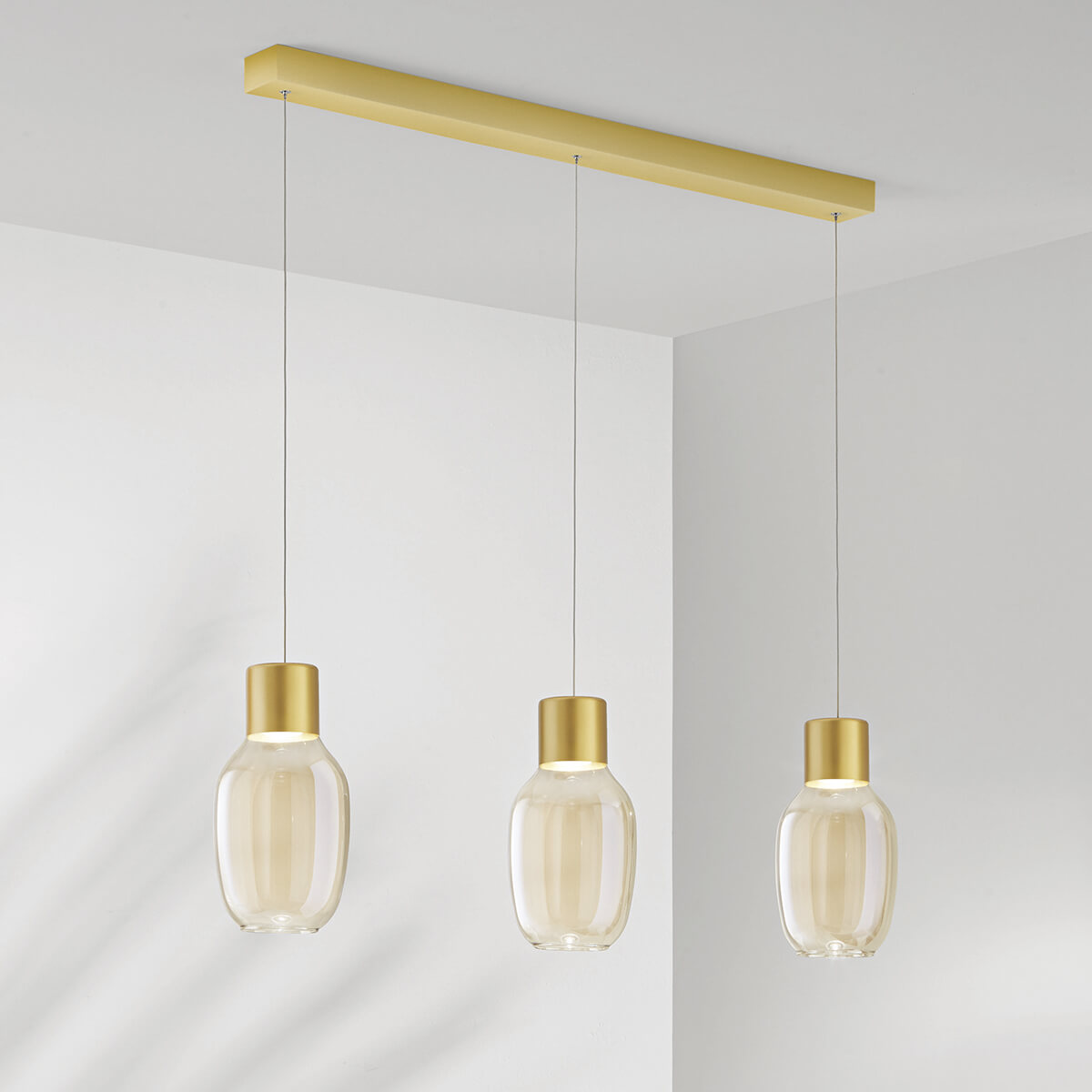 3-flg., mit Balken, cognac