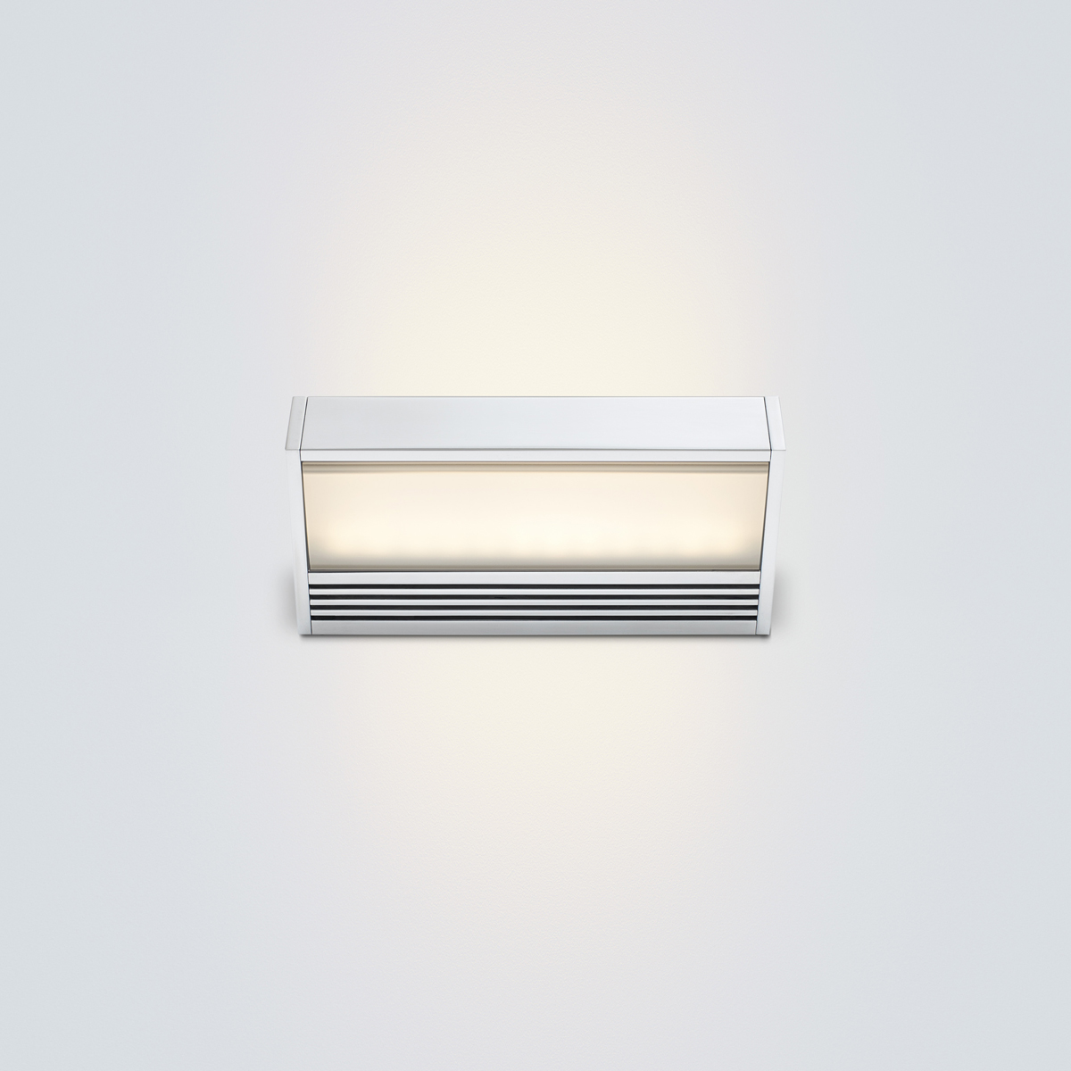 Polished aluminum, 2700K, lenses: satinée