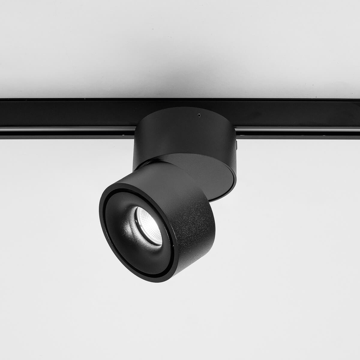 3000 K, black / black