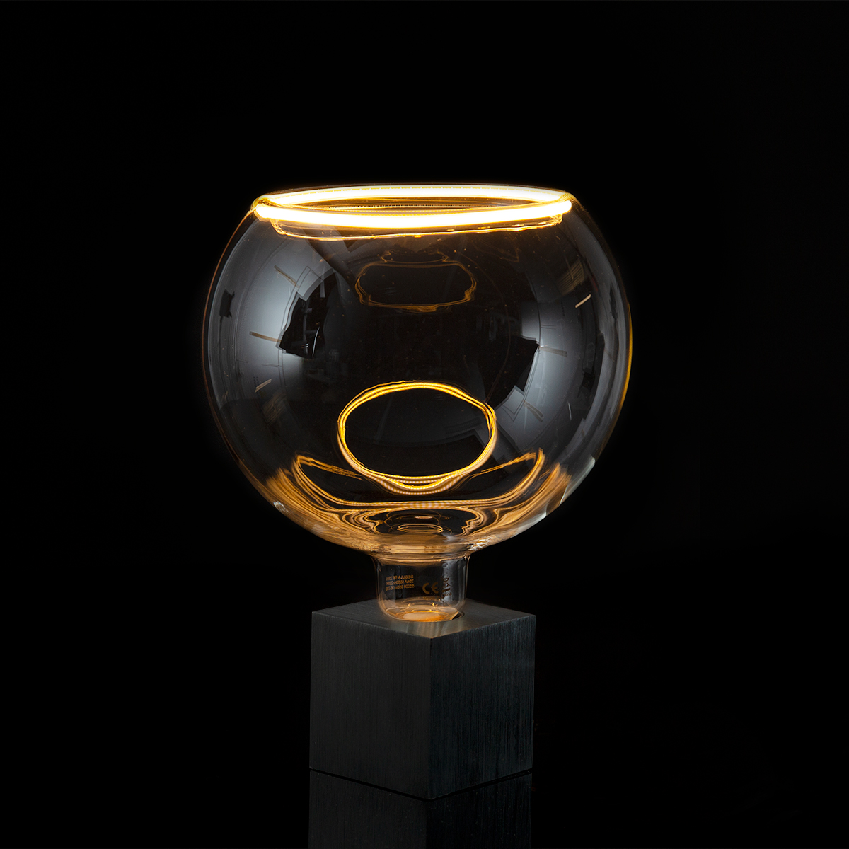 Cubic Tischleuchte mit LED Floating Globe 200 klar