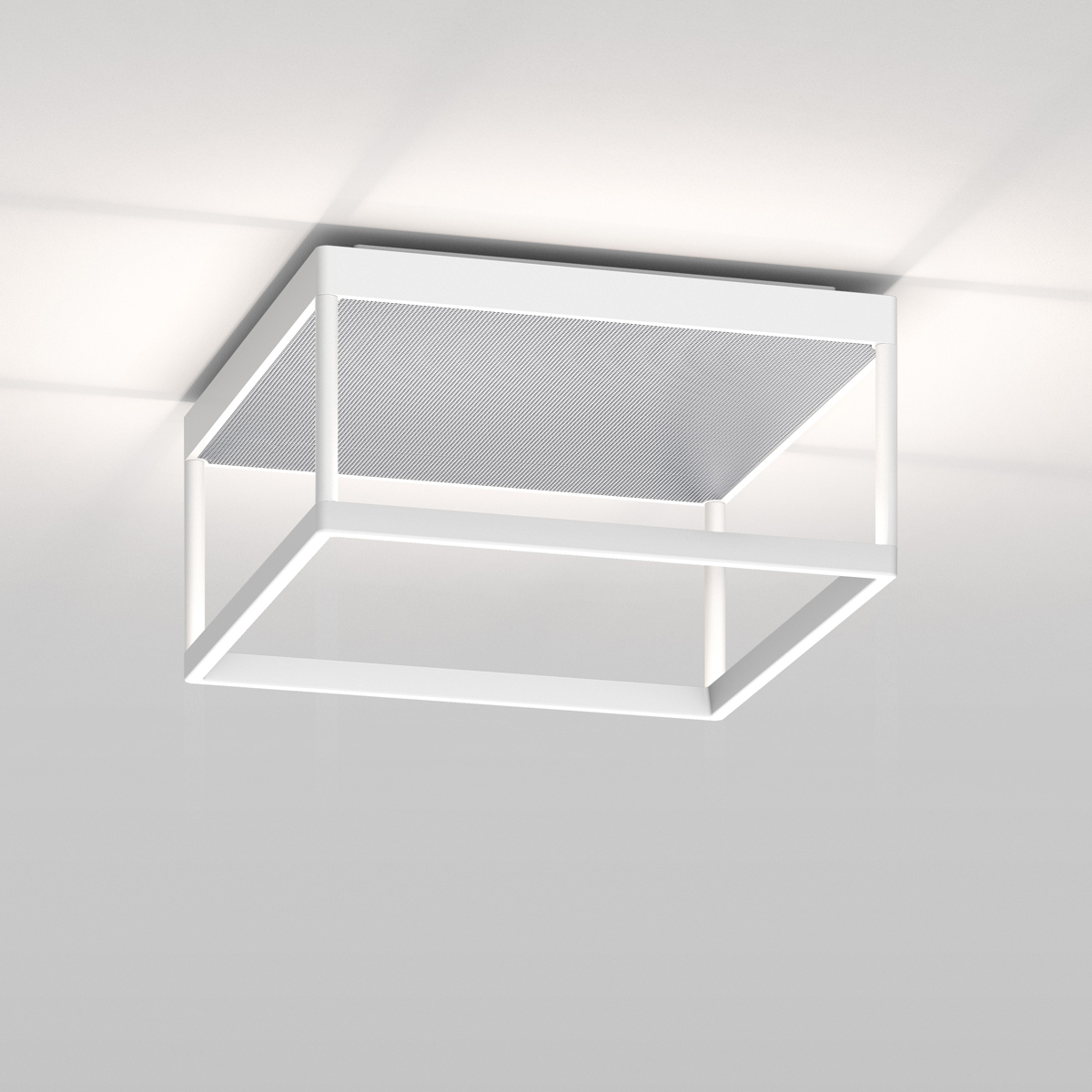 Reflector: Silver structure