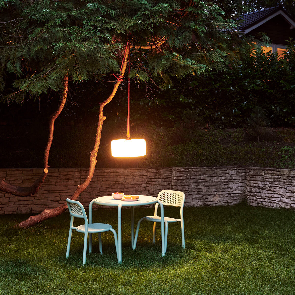 Fatboy Toní Chair Gartenstuhl, 2er-Set, Mist green (mintgrün), mit dem Fatboy Toní Bistreau Tisch