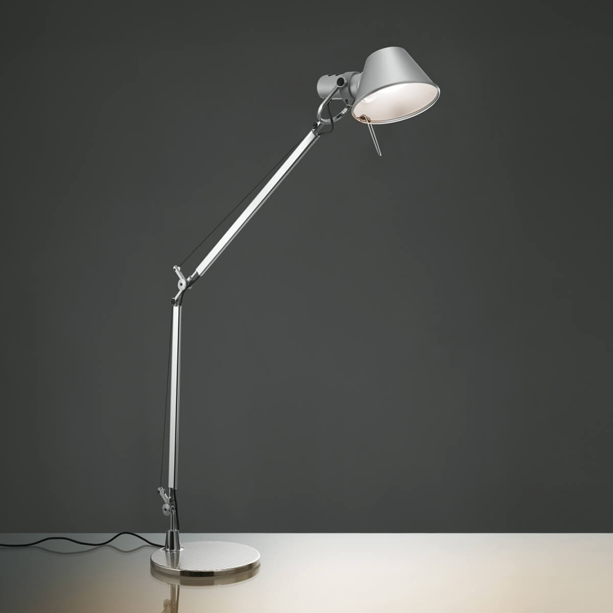 Tolomeo Tavolo LED TW