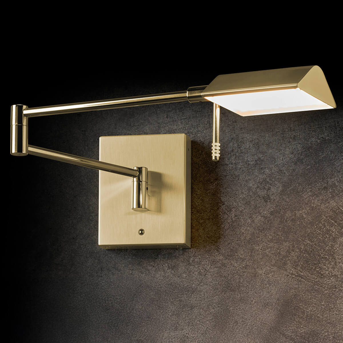 Polished / matt brass