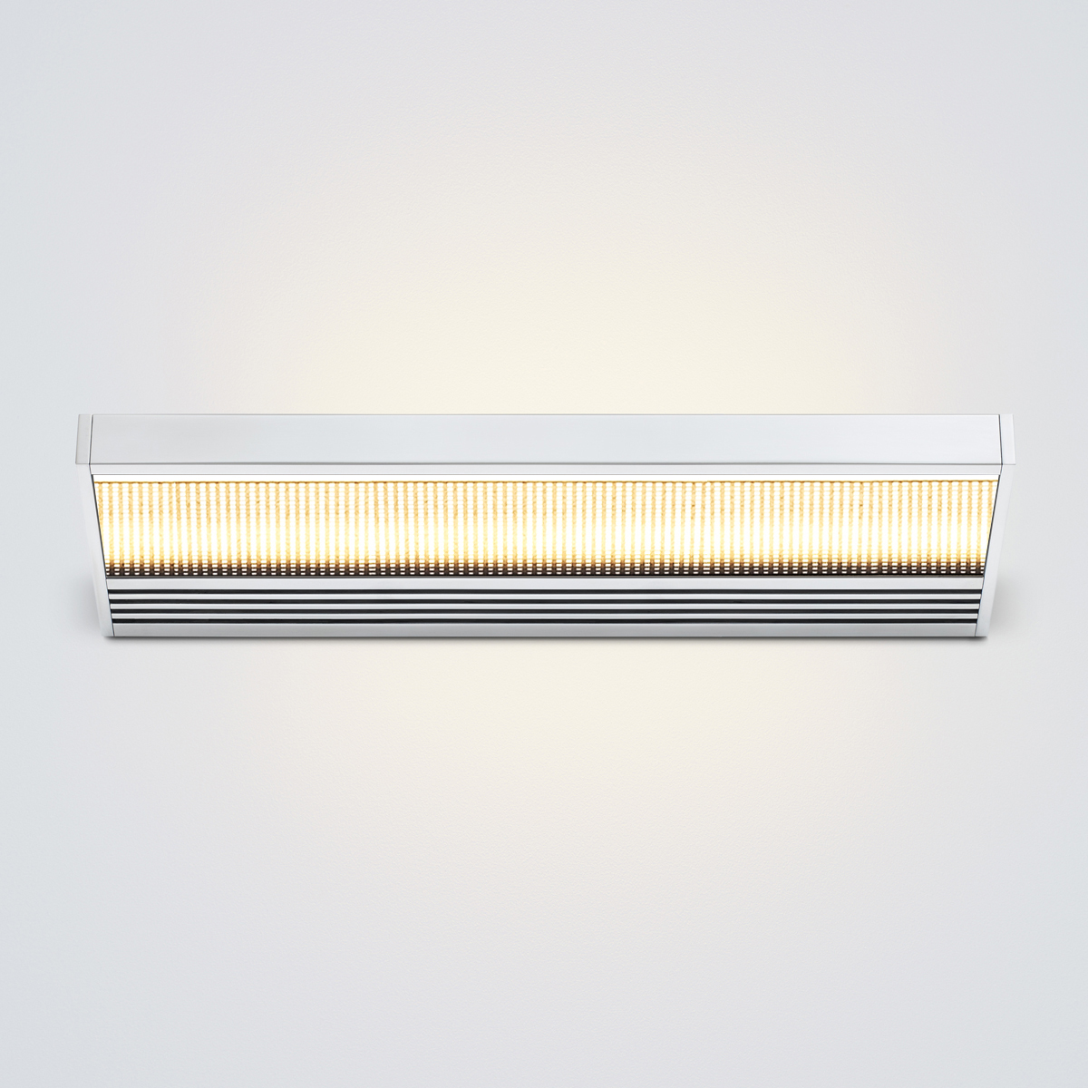 Polished aluminum, 2700K, lenses: satinée / louvre