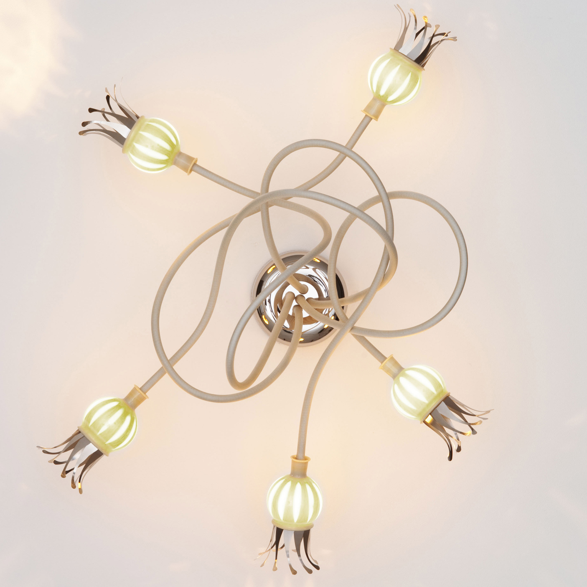 Shades: ceramic, arms: beige