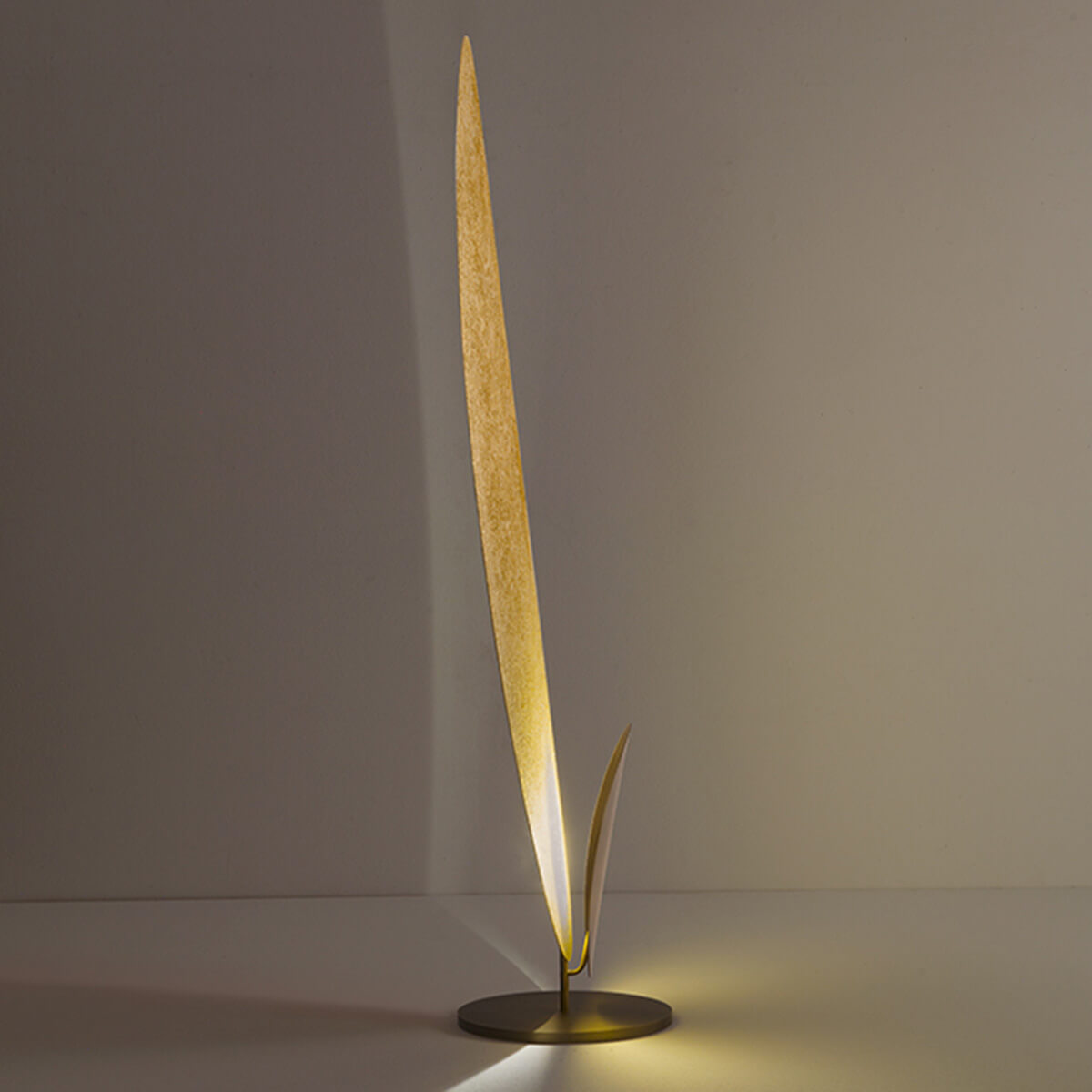 Masai LED Stehleuchte