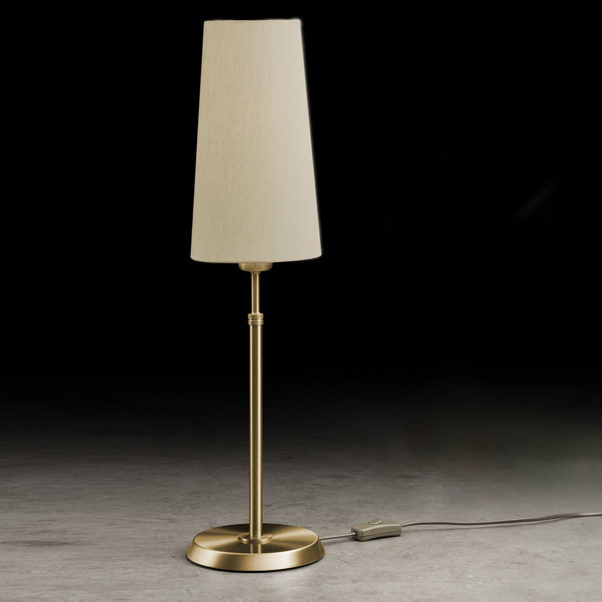 Matt brass, chintz champagne