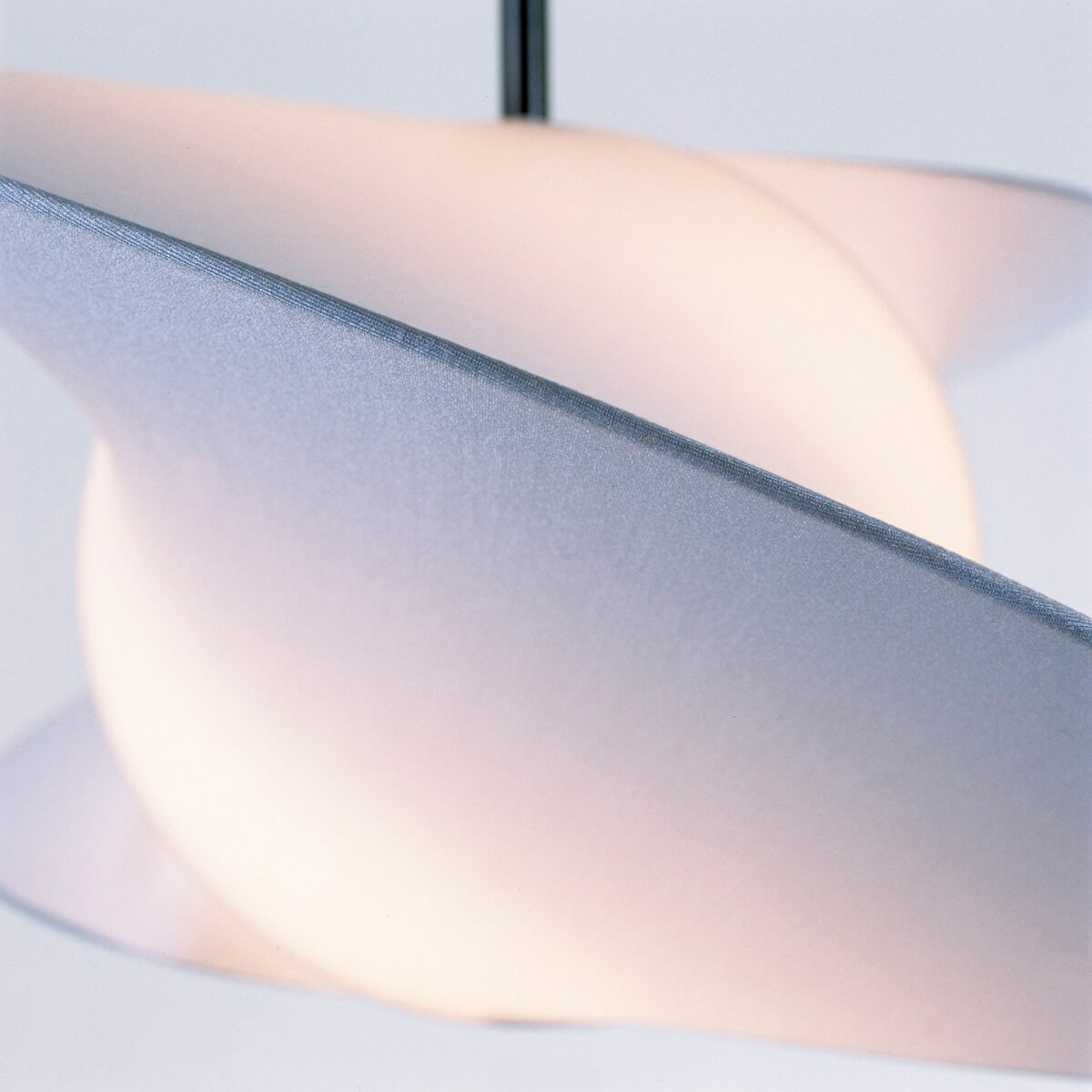 Serien.lighting Propeller Deckenventilator mit Licht, Aluminium gebürstet