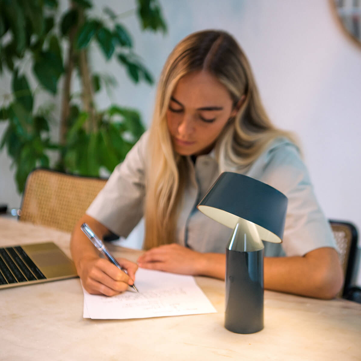 Marset Bicoca LED Akkuleuchte, anthrazit