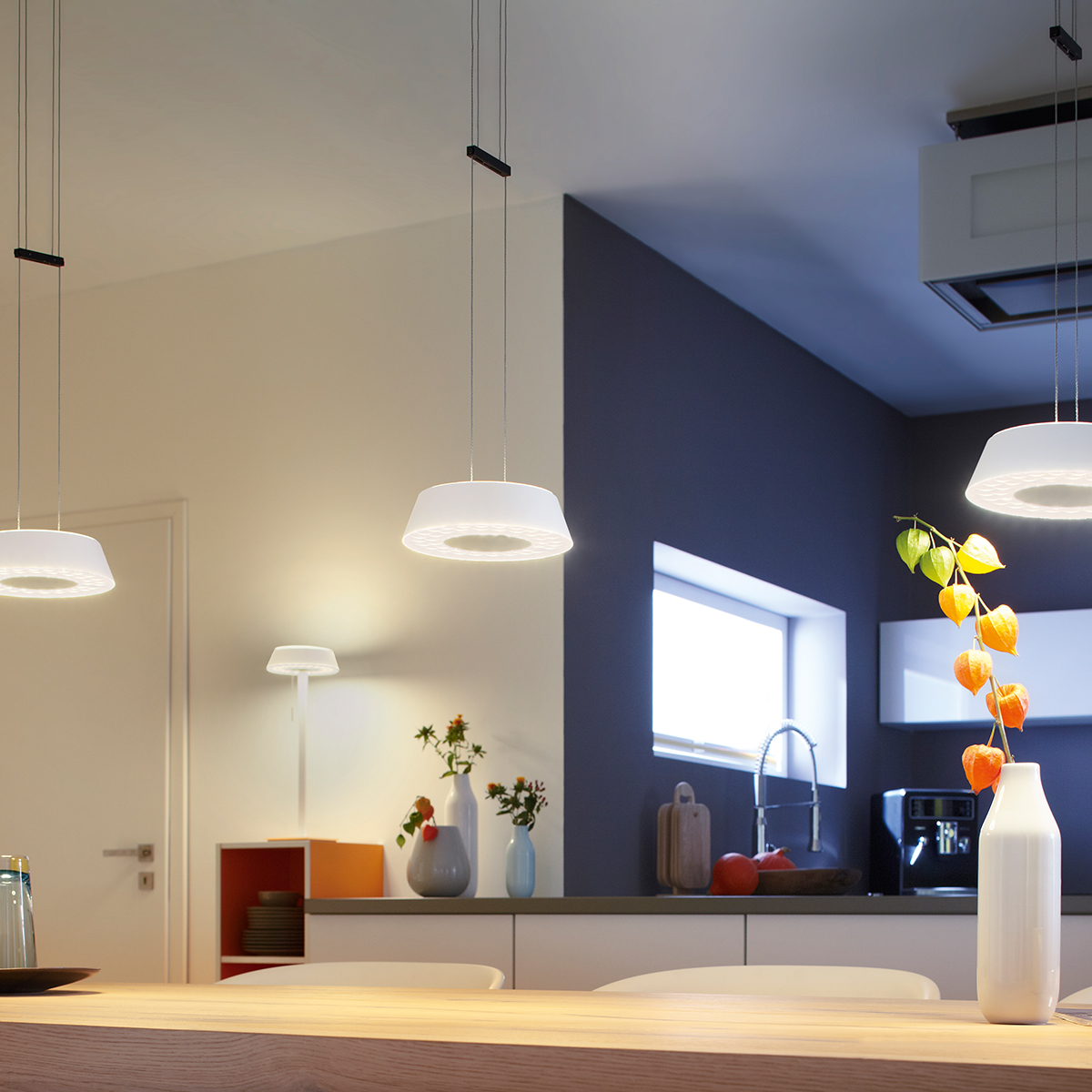 Oligo Glance LED Pendelleuchte, 3-flg., weiß matt, Baldachin: weiß matt