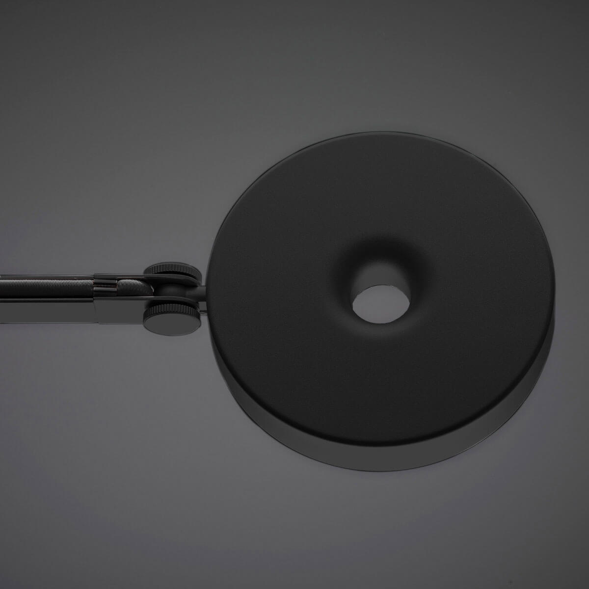 schwarz matt, mit Verstellband in schwarz