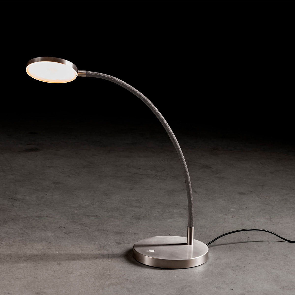 Matt aluminum / grey