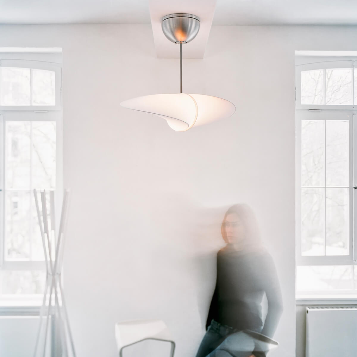 Serien.lighting Propeller Deckenventilator mit Licht, Aluminium gebürstet