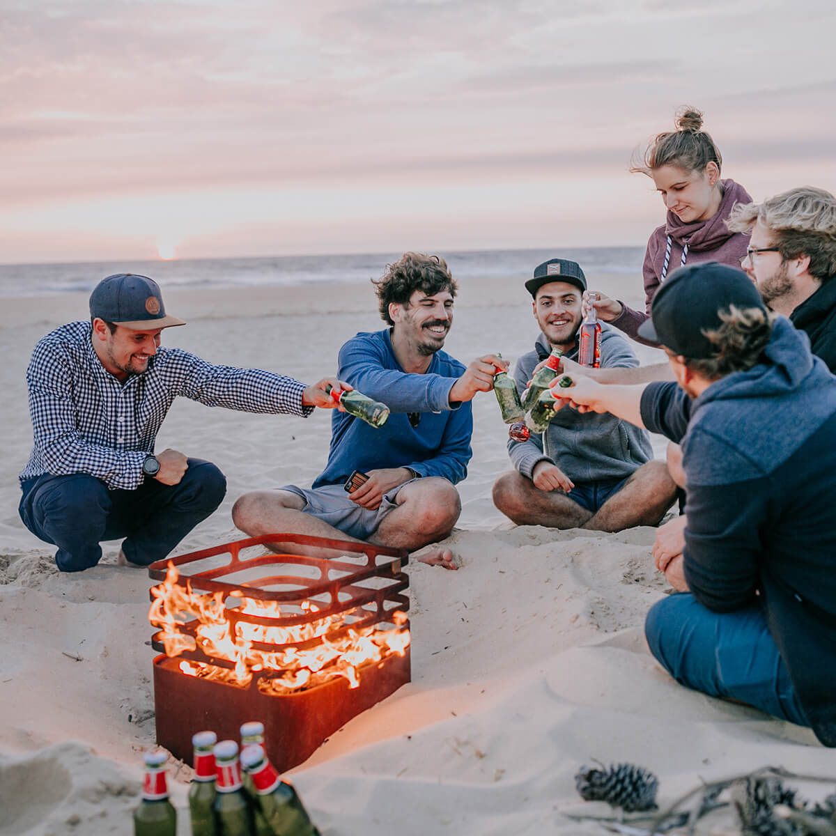 Höfats Cube Feuerkorb, Grill & Hocker, rostig