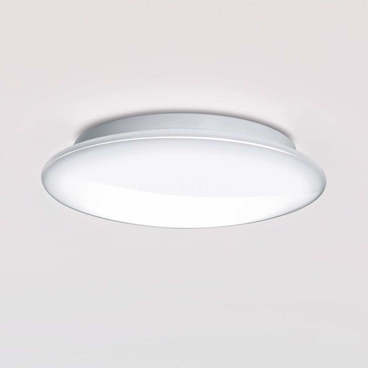 Ø: 40 cm, glossy opal glass