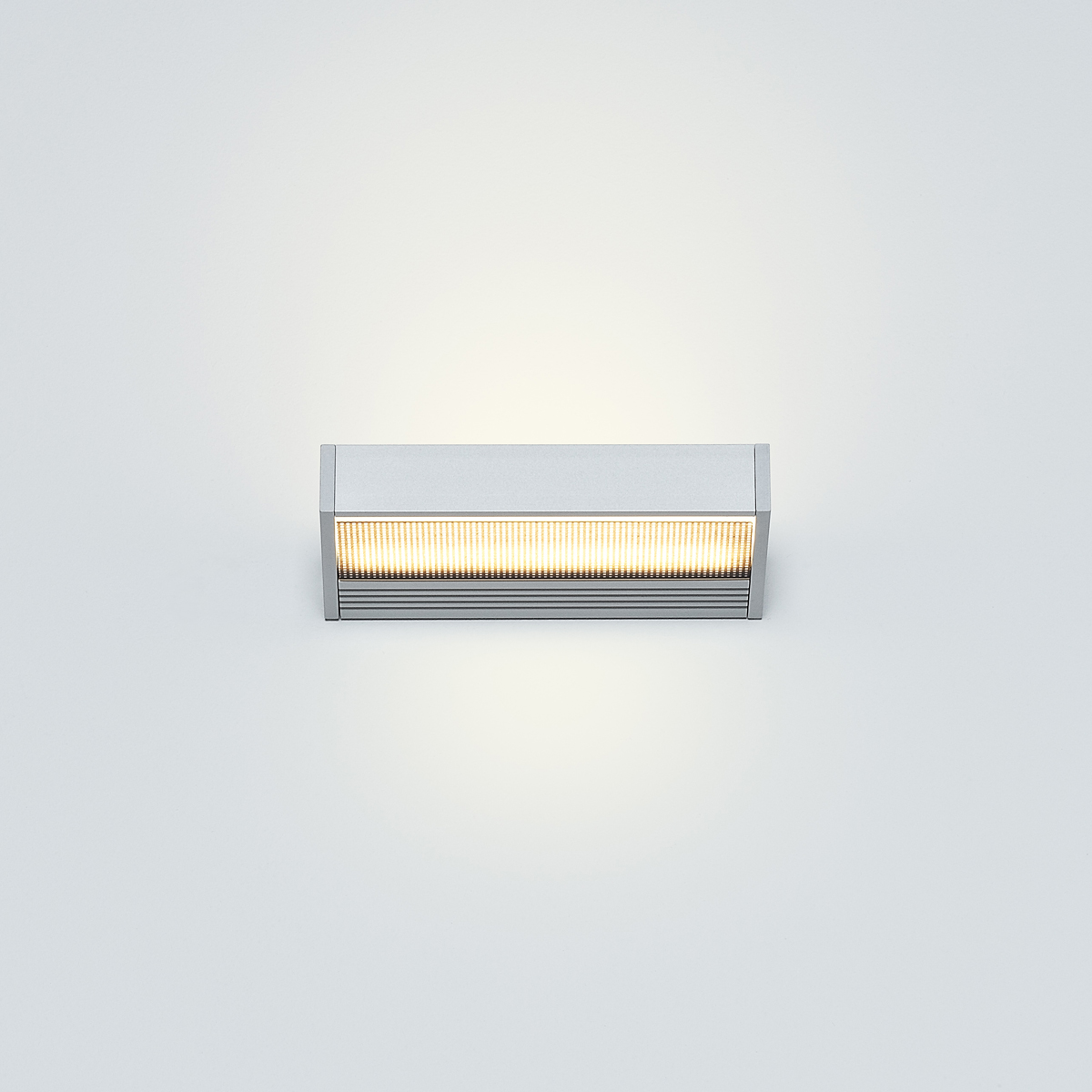 aluminum silver, 2700K, lenses: satinée / louvre