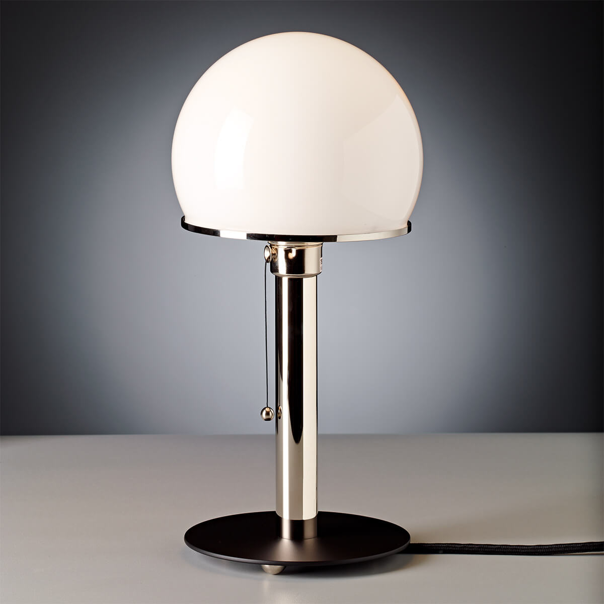 Wagenfeld Tischleuchte WA 23 SW