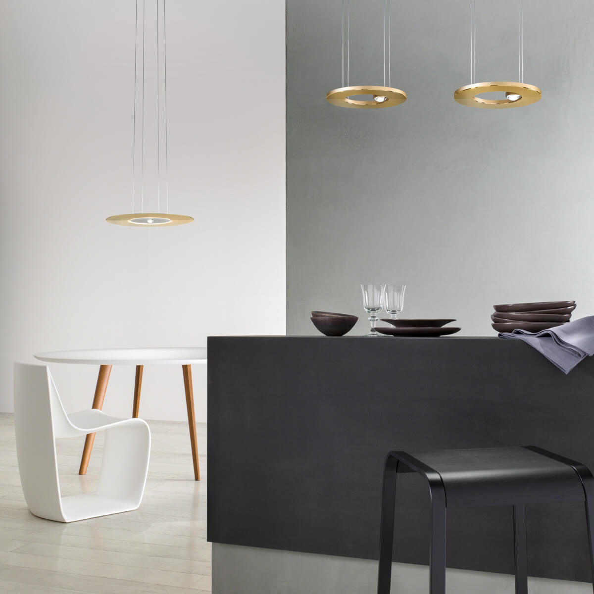 Cini & Nils Passepartout25 sopratavolo LED Pendelleuchte, Gold poliert / matt, und Passepartout55 sopratavolo LED Pendelleuchte, Gold poliert / Edelstahl poliert