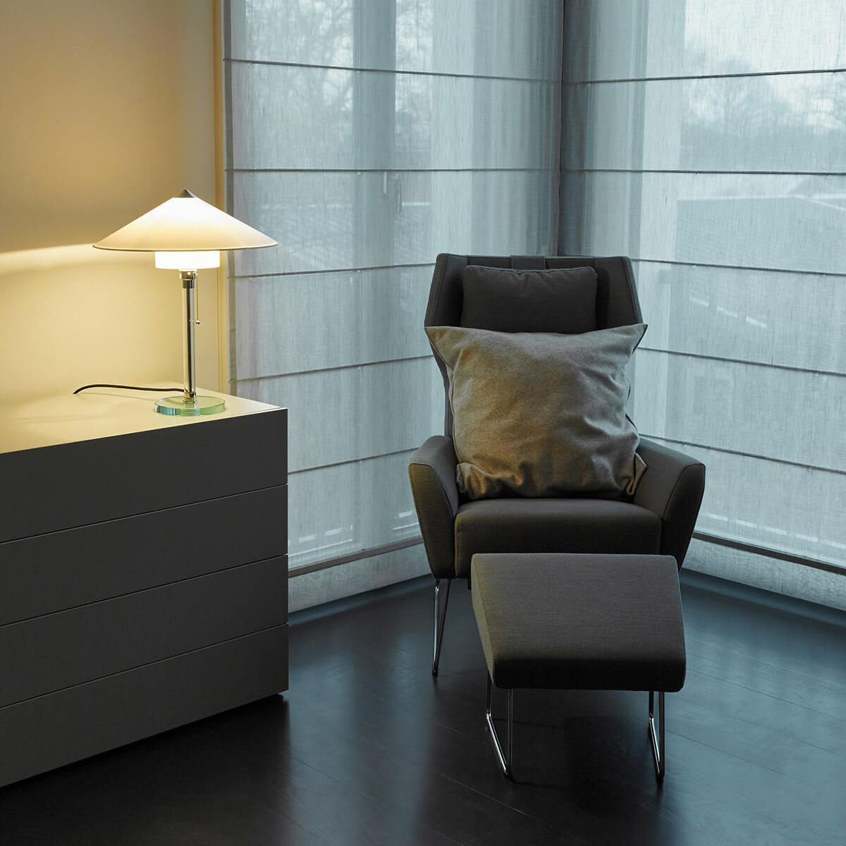 Tecnolumen Wagenfeld WG 27/28 Tischleuchte, WG 27: Kartonschirm, Unterschirm gerade